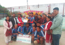 जिल्लास्तरीय शिक्षक भलिबलको उपाधि शारदा माविलाई