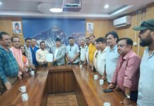 करवृद्धिको विषयमा हेटौँडाका व्यवसायीले मुख्यमन्त्रीलाई बुझायो ज्ञापनपत्र