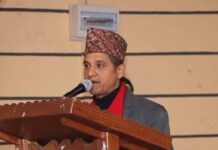 म धन्य छु (रिमाल हेटौँडा–४ स्थित नवोदय शिशु सदनका शिक्षक हुनुहुन्छ ।)