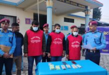 अन्डरवेयरमा लुकाएर ल्याइएको ६२ लाख रुपैयाँ विदेशी मुद्रासहित ३ जना भारतीय नागरिक पक्राउ