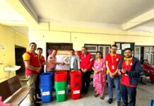 महालक्ष्मी विकास बैंकद्वारा डस्टविन सहयोग