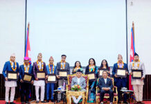 मकवानपुरका कवि किशन र रमा राष्ट्रपतिबाट पुरस्कृत