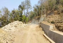 सडकले फेर्दै कैलाशको मुहार : विकटतालाई चिर्दै विकासको राजमार्गमा