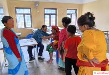कैलाश गाउँपालिकामा स्वास्थ्य शिविर, १०९ जनाको स्वास्थ्य परीक्षण